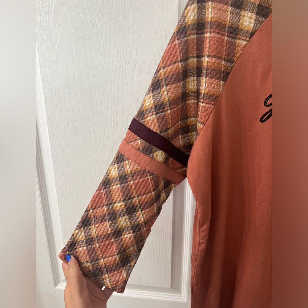 Catos Fall Blouse - Picture 6 of 6